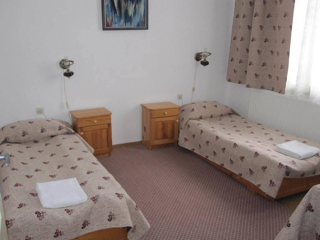 Guest Rooms Metaksinovi Chepelare Eksteriør billede